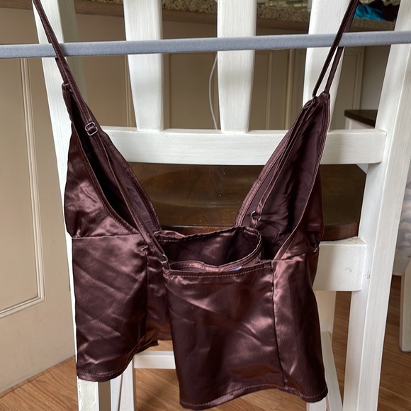 Tank Top with tie in front - Picture 2 of 2